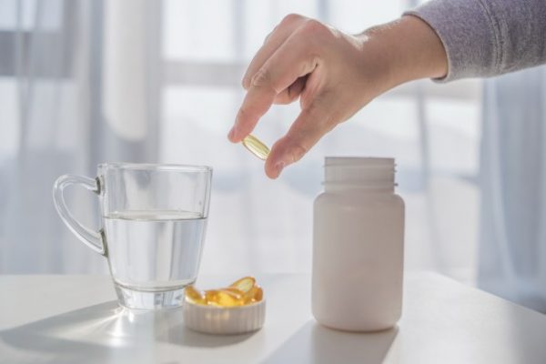 healthy-lifestyle-medicine-nutritional-supplements-people-concept-close-up-male-hands-holding-pills-with-cod-liver-oil-capsules-water-glass_1088-1053 healthy-lifestyle-medicine-nutritional-supplements-people-concept-close-up-male-hands-holding-pills-with-cod-liver-oil-capsules-water-glass_1088-1053
